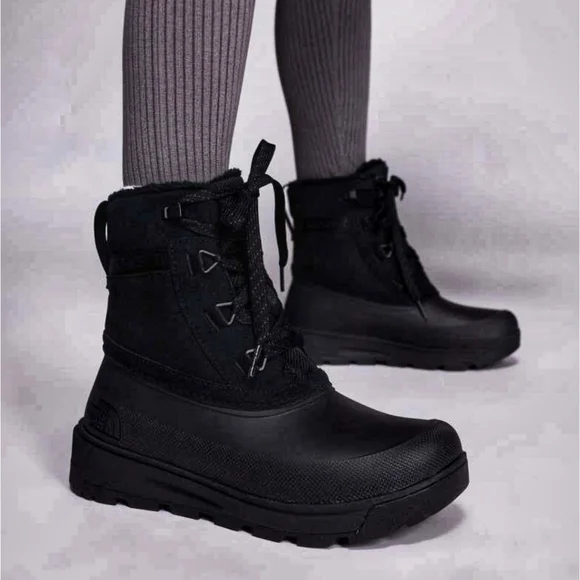 Size 9 - 🆕️ The North Face Women's Shellista V Shorty Waterproof Boots - Picture 2 of 13